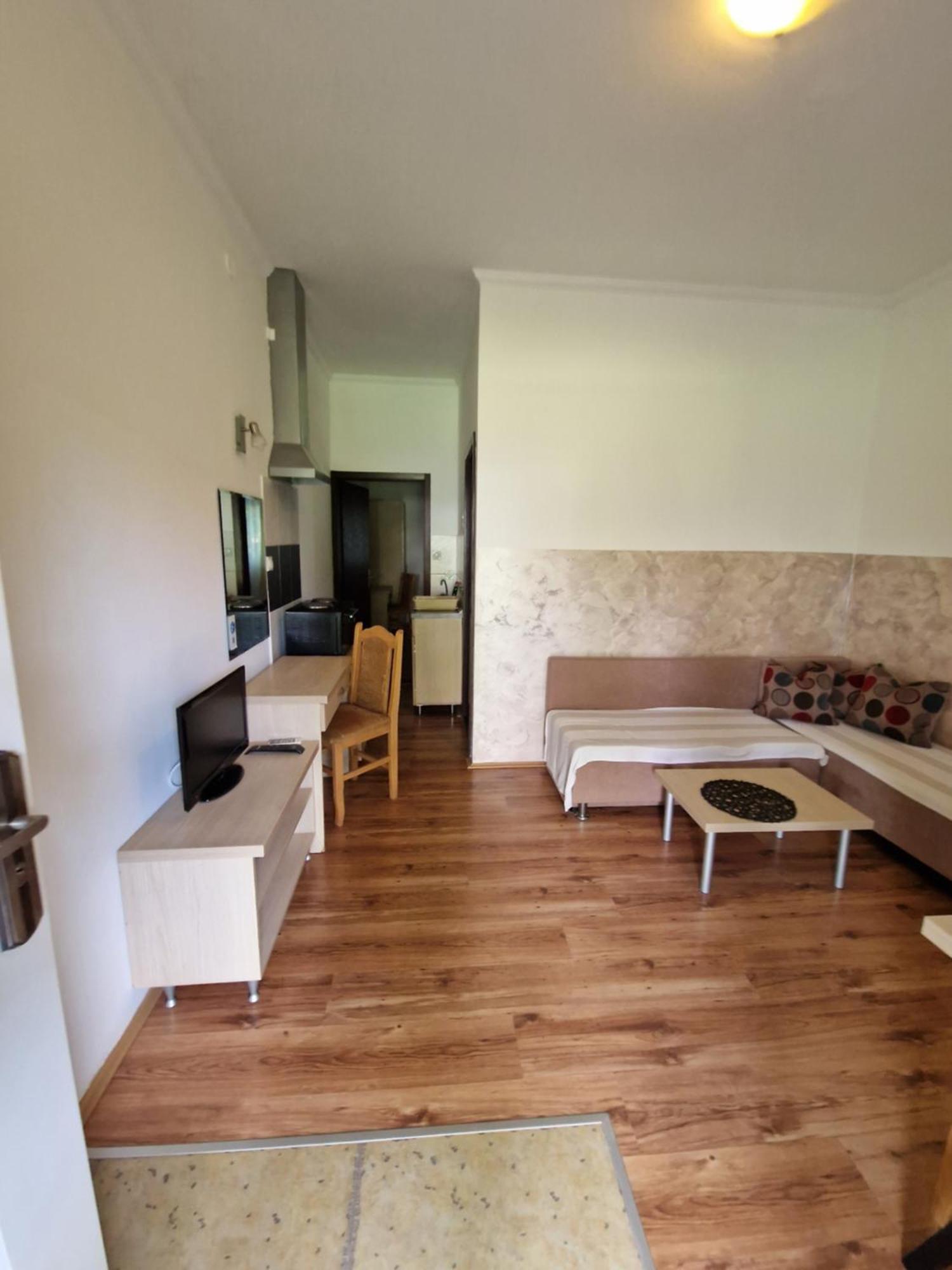 Stars Palic Apartment Ngoại thất bức ảnh