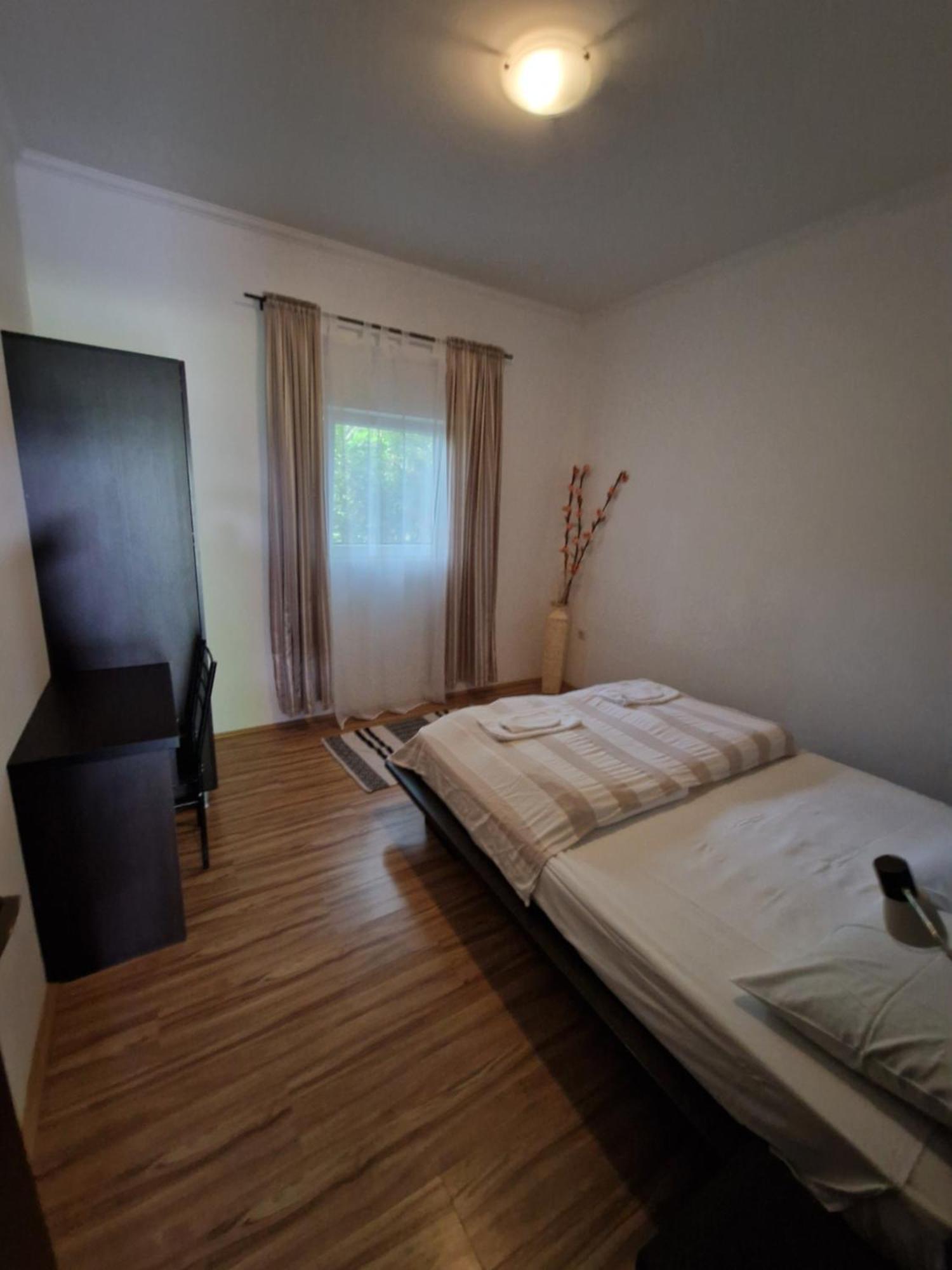 Stars Palic Apartment Ngoại thất bức ảnh